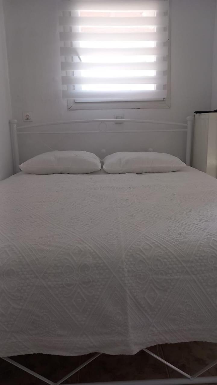 Apartamento Marjo House Artemida  Exterior foto